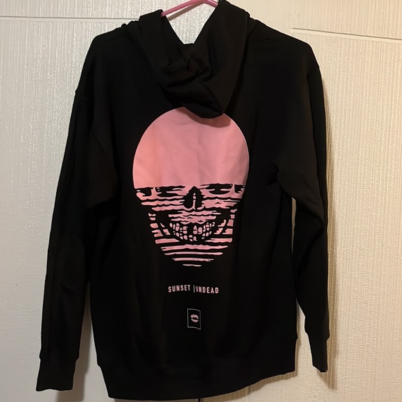 Chomp NWOT sunset undead sweatshirt - Picture 3 of 4